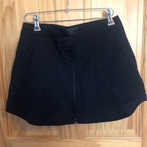 Athleta Toasty Buns Insulated Skirt